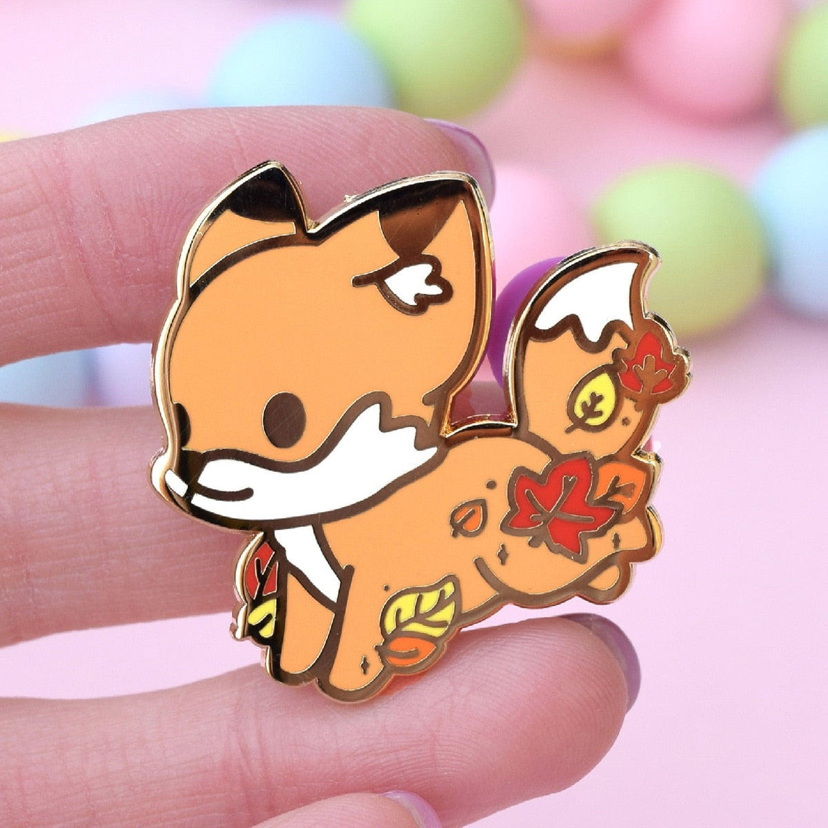 Leafy Fox Enamel Pin