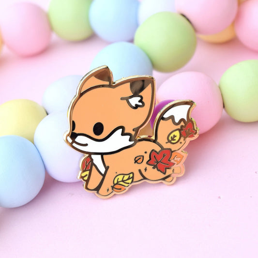 Leafy Fox Enamel Pin