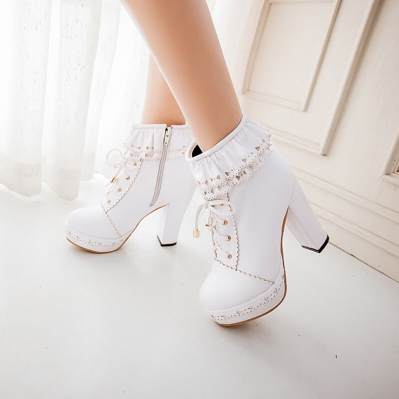 Round Toe Lace Up Ankle Boots