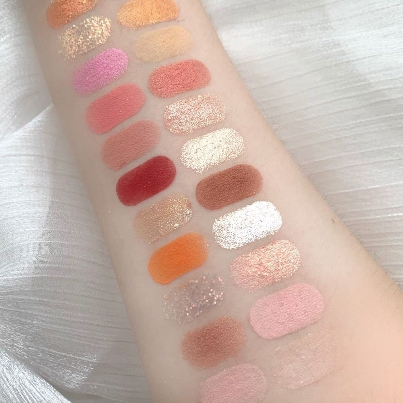 Fuloving Strawberry Eyeshadow Palette