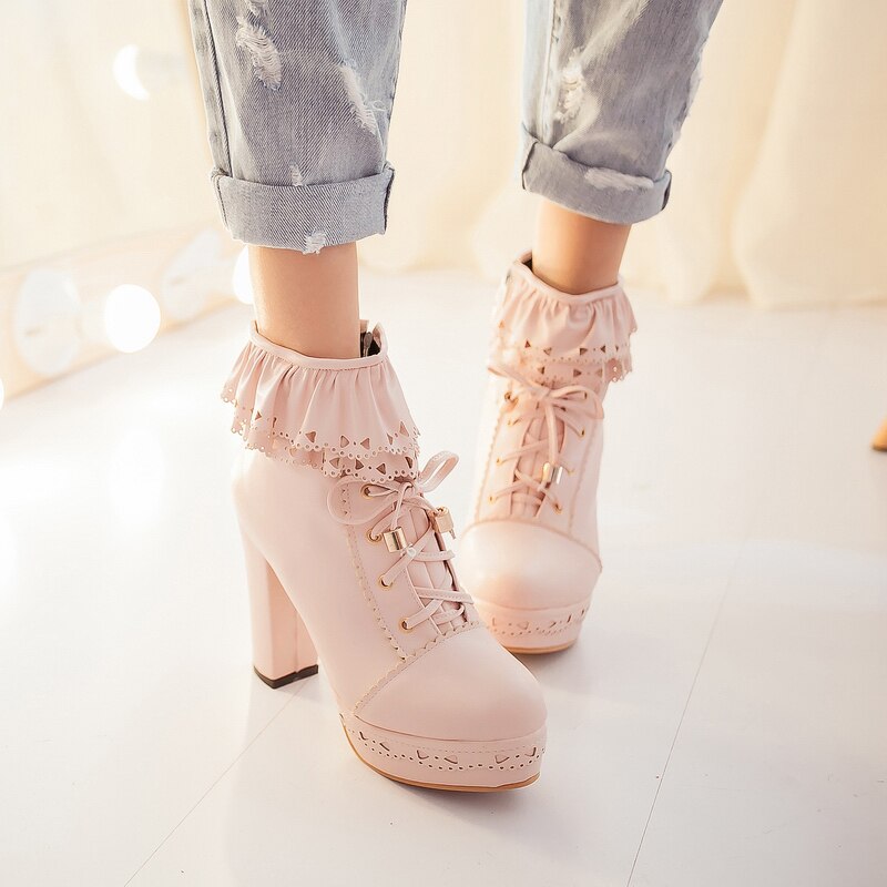 Round Toe Lace Up Ankle Boots